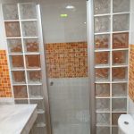 Mampara de ducha abatible