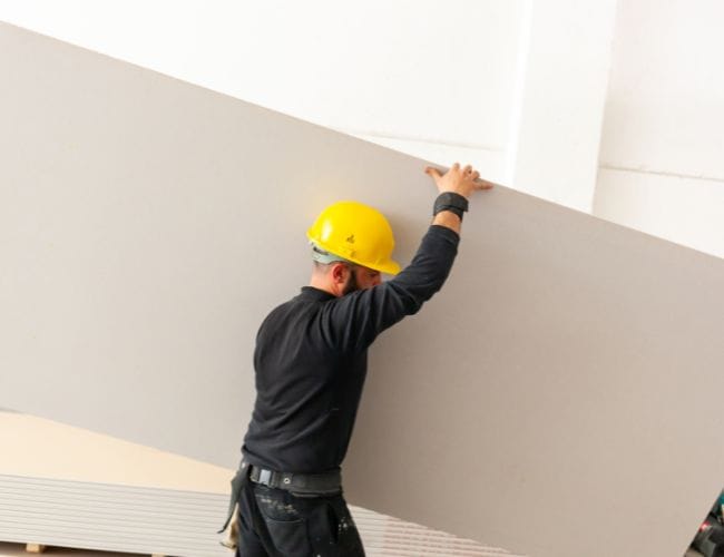 Placas de pladur para quitar el gotelé fácilmente de la pared de una vivienda habitada