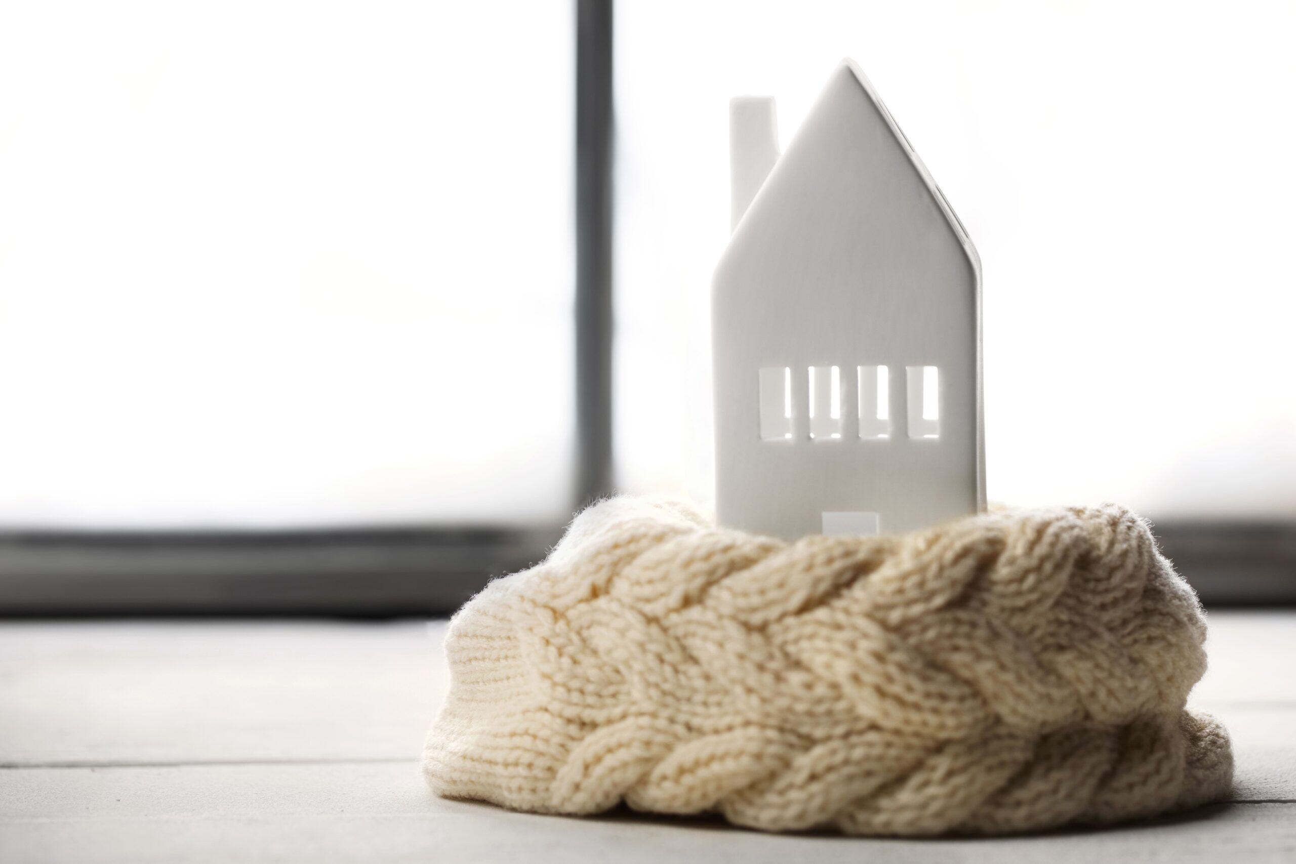 Ventanas y cerramientos: aislamiento térmico y acústico